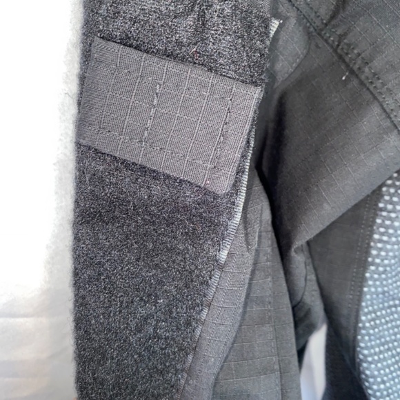 ESDY Size XXL Black and Gray Tactical Combat Shirt Pullover Style - Picture 9 of 11